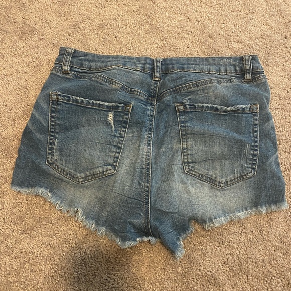 Refuge distressed jean shorts - Picture 3 of 5